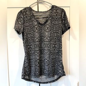 Snake print athletic shirt